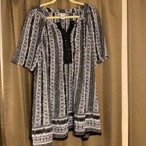 Flowing top by Maggie Barnes for Catherine’s